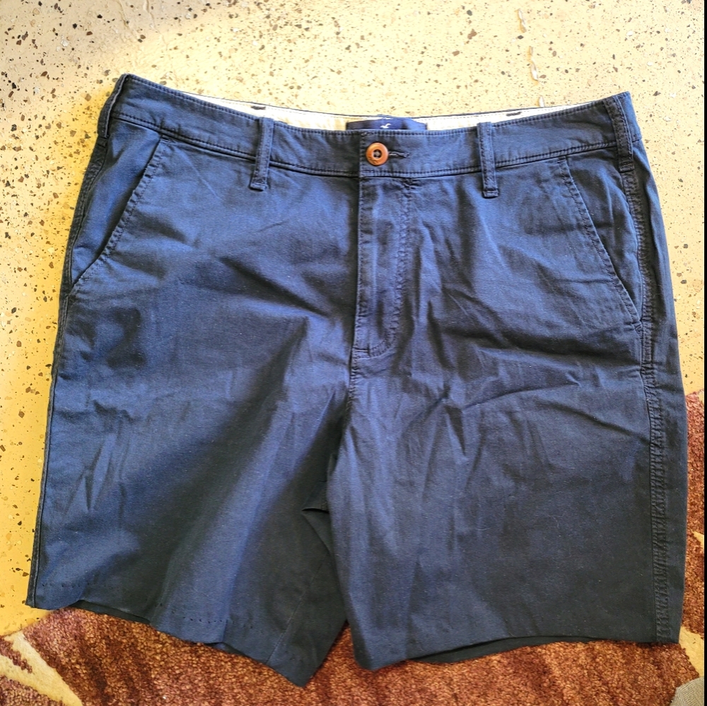 Hollister Mens shorts size 36